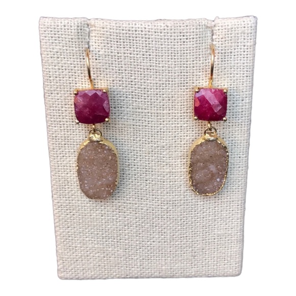 💕HP💕Ruby and Druzy gold plated wire back earrings - Picture 3 of 10